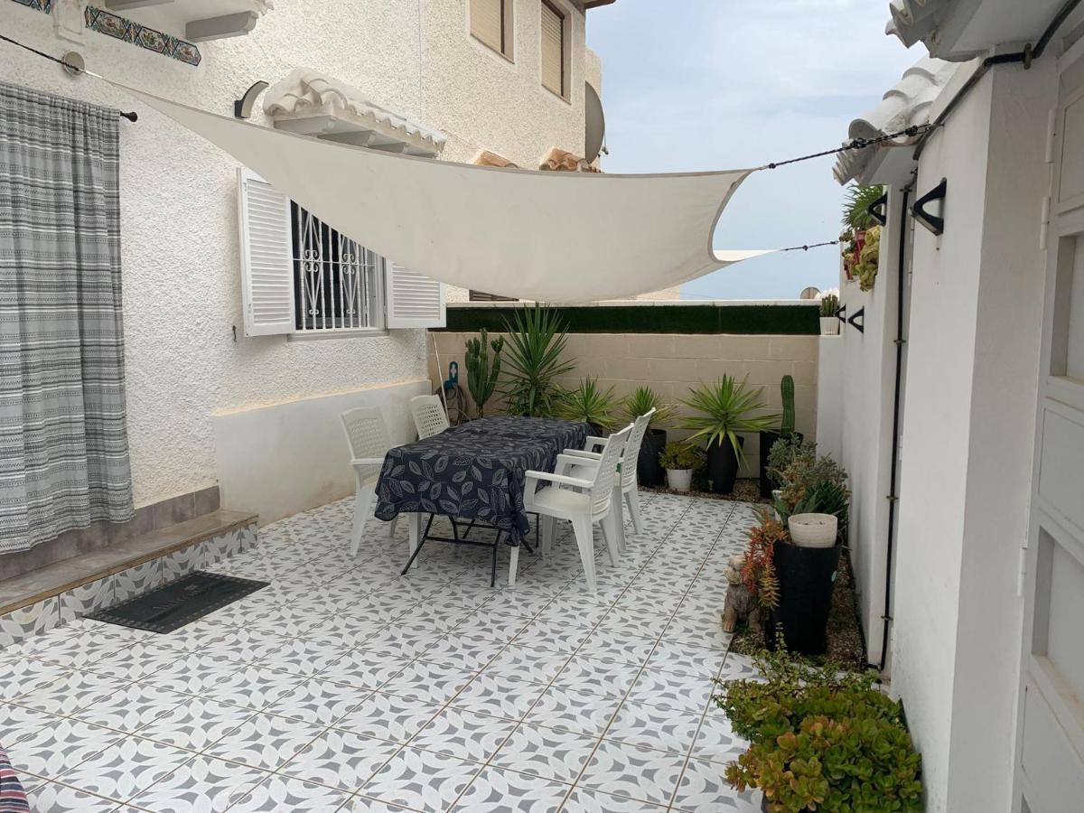 Casa De La Playa Villa Torrevieja Exterior photo