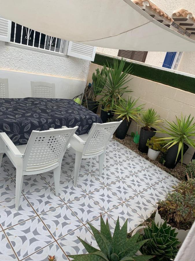 Casa De La Playa Villa Torrevieja Exterior photo
